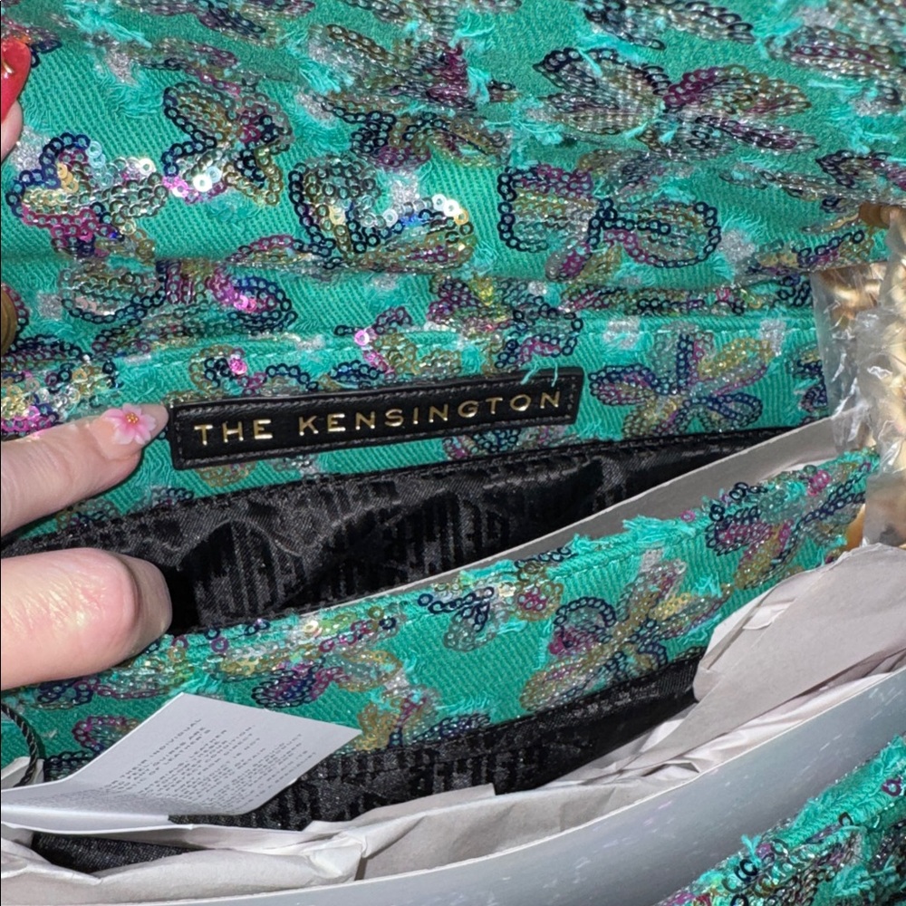 Kurt Geiger London Large Kensington Crossbody Bag - Picture 3 of 10